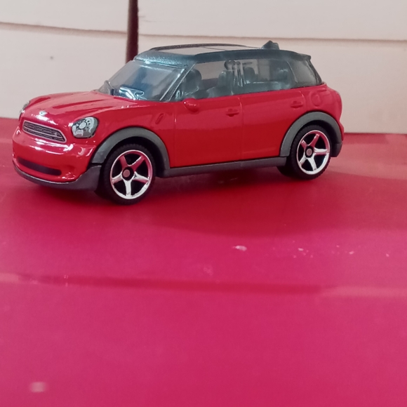 2011 Mini Cooper - Picture 2 of 4